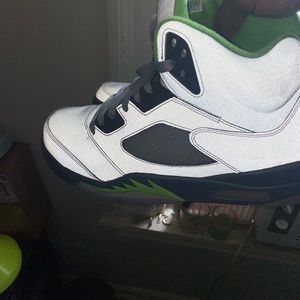 Jordan 5 green bean